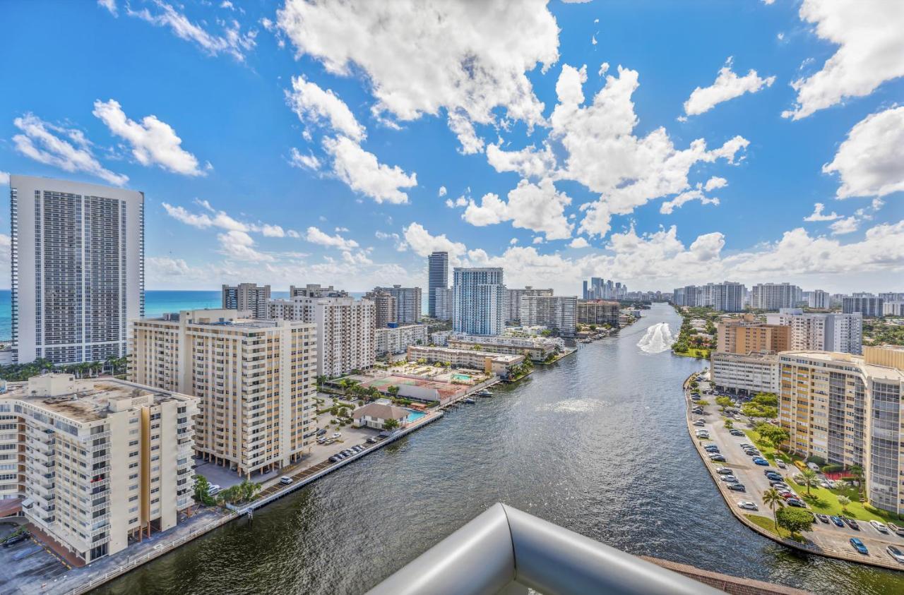 Resort-Style Living With Direct Ocean Views - 3Br Beauty Hallandale Beach Zewnętrze zdjęcie