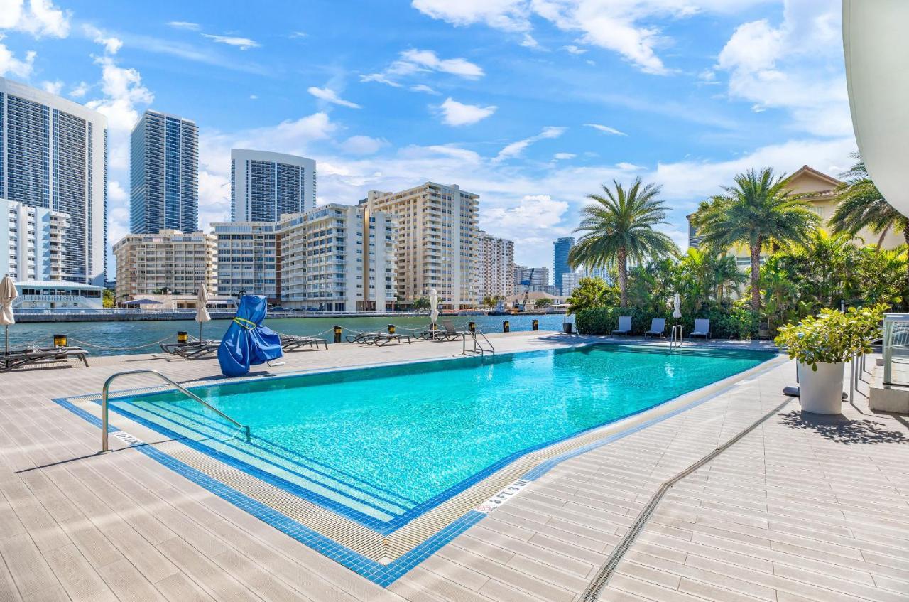 Resort-Style Living With Direct Ocean Views - 3Br Beauty Hallandale Beach Zewnętrze zdjęcie