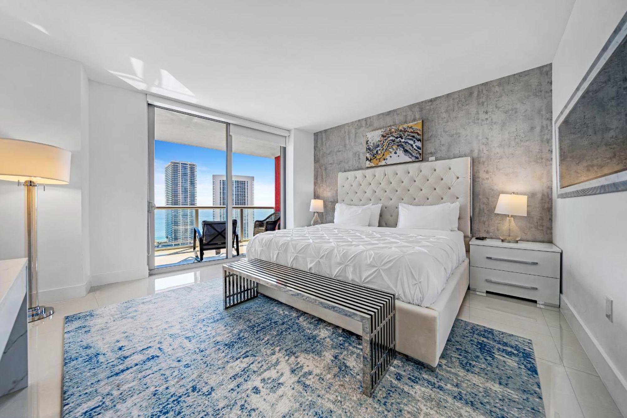 Resort-Style Living With Direct Ocean Views - 3Br Beauty Hallandale Beach Zewnętrze zdjęcie