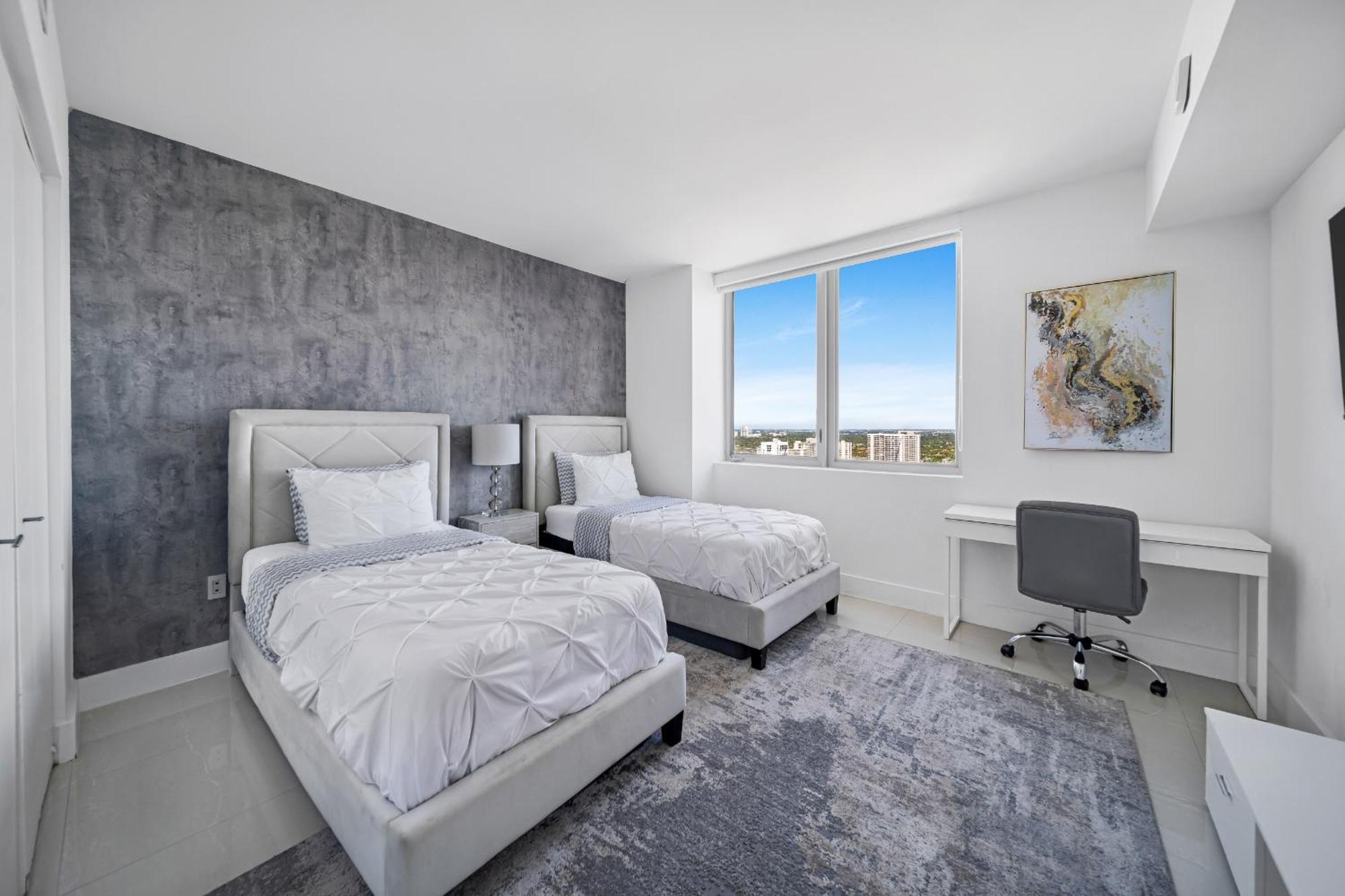 Resort-Style Living With Direct Ocean Views - 3Br Beauty Hallandale Beach Zewnętrze zdjęcie