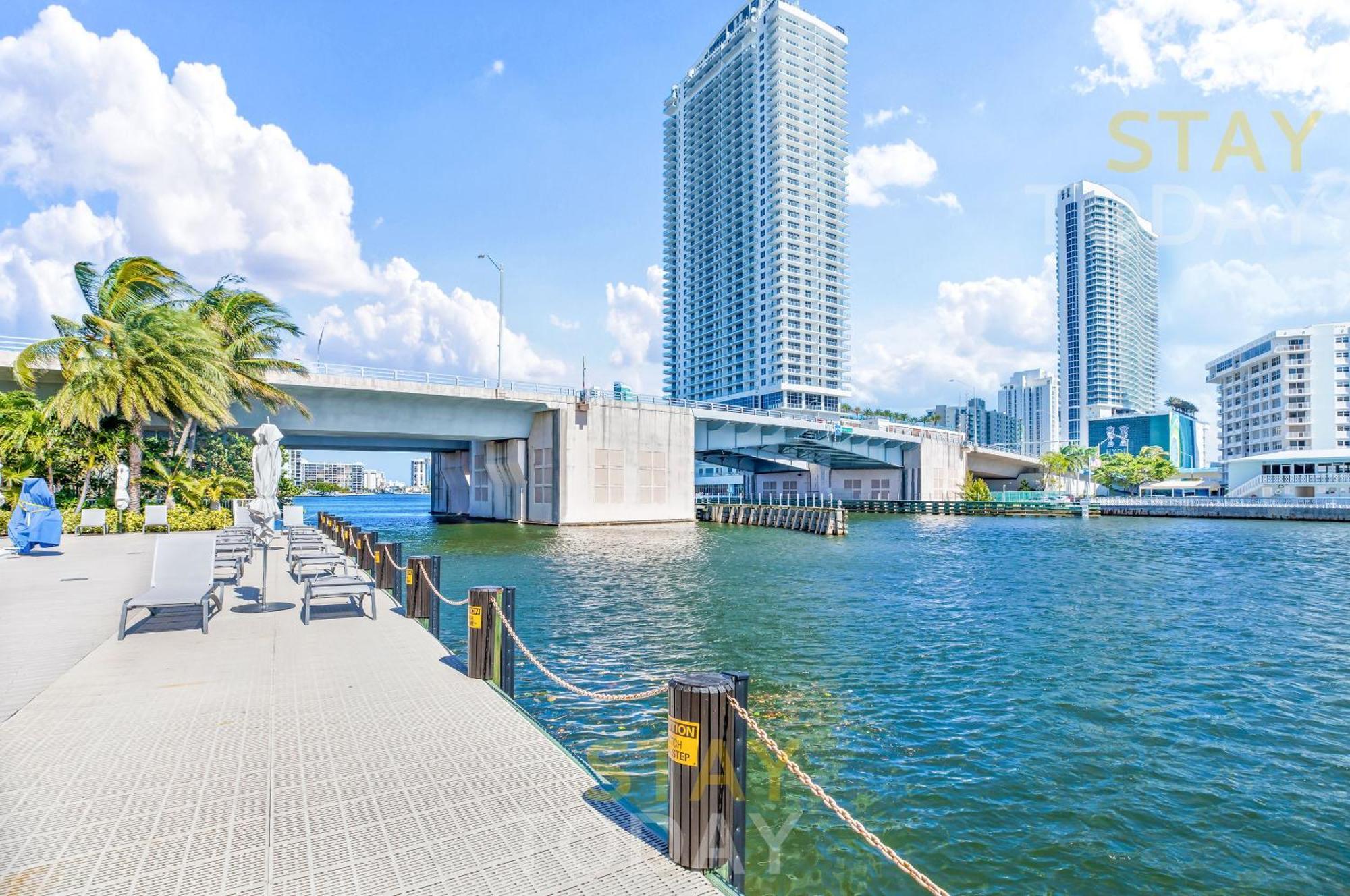 Resort-Style Living With Direct Ocean Views - 3Br Beauty Hallandale Beach Zewnętrze zdjęcie